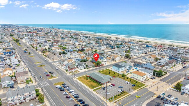 Photo - 62 K St