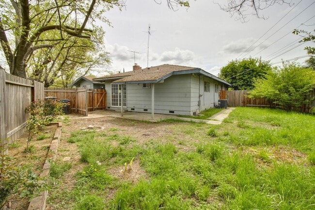 Photo - Renovated 3BD/2BA on Quiet Cul-de-Sac