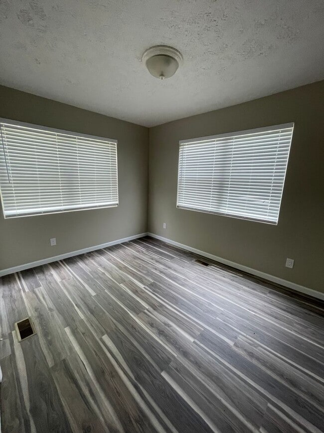 Photo - Knoxville 37918 - Adorable Fountain City Rancher with 3 Bedrooms, 1 Bath Rent – $1,550/Month! - C...