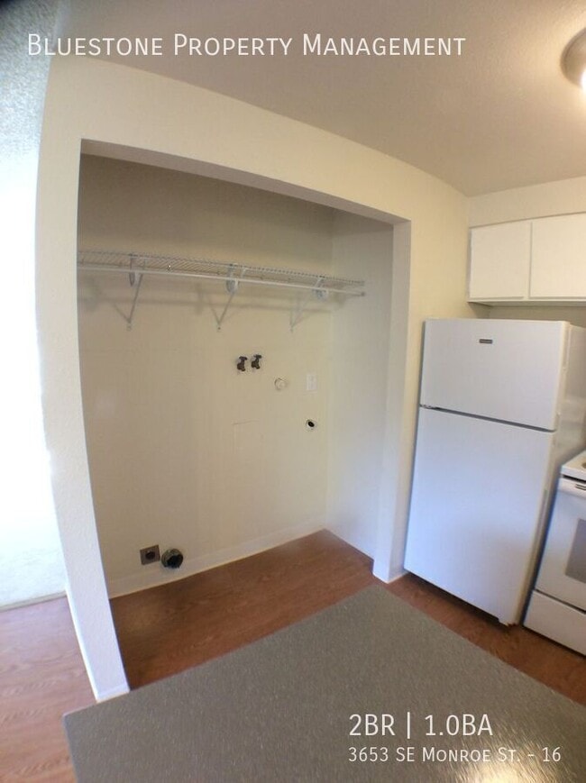 Photo - 3653 SE Monroe St Unit 16