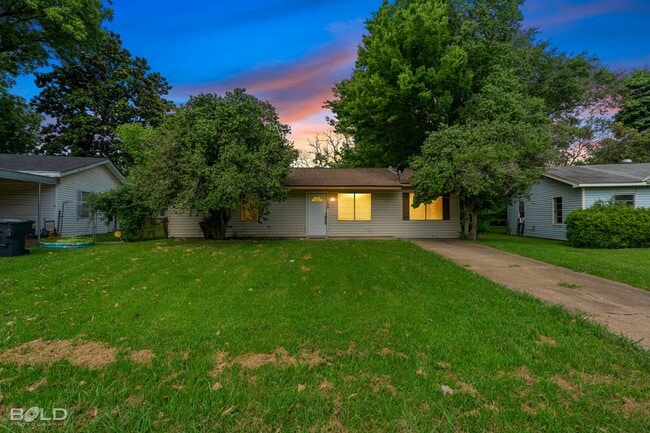 Photo - 1219 Olwen Dr