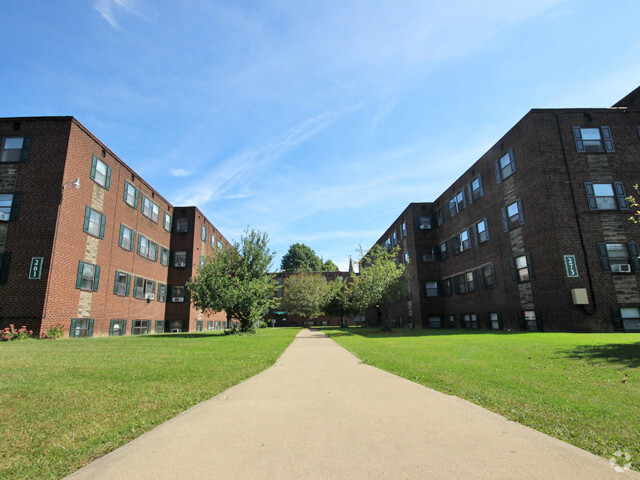 Building Photo - FRIENDSHIP COURT -- 162 Rental