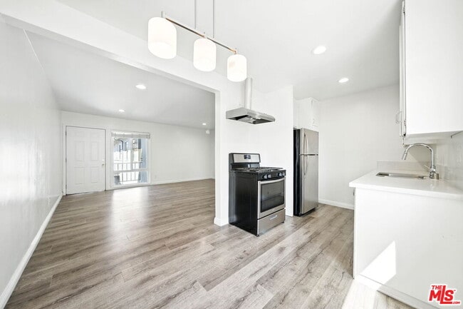 Building Photo - 510 Pacific Ave Unit 7 Rental