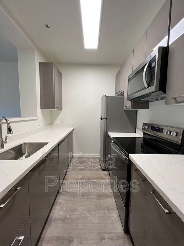 Photo - 1524 1st Ave