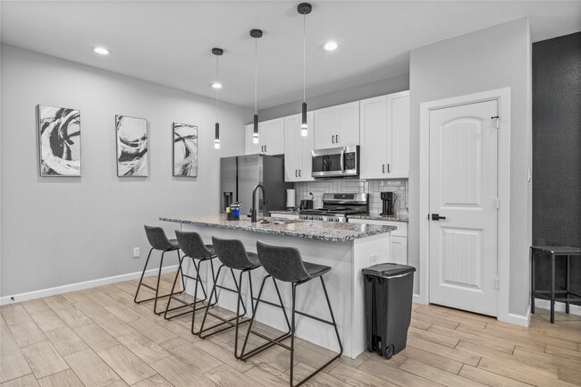 Building Photo - 7418 Mount St