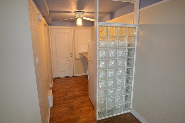2717-2723 Sheridan Blvd