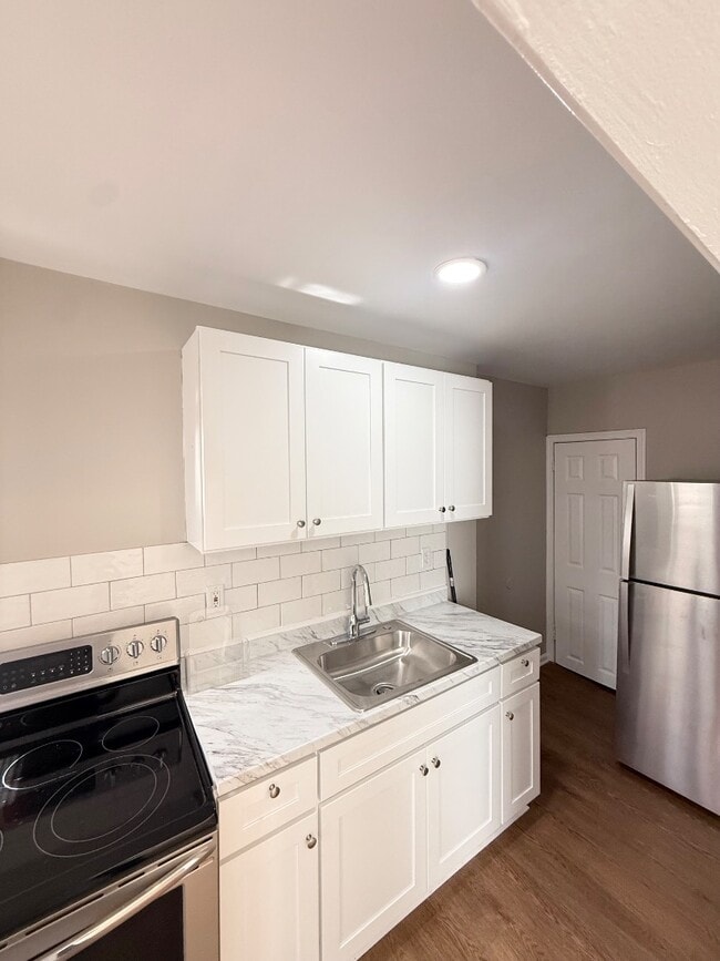 Photo - 3427 Ravenwood Ave