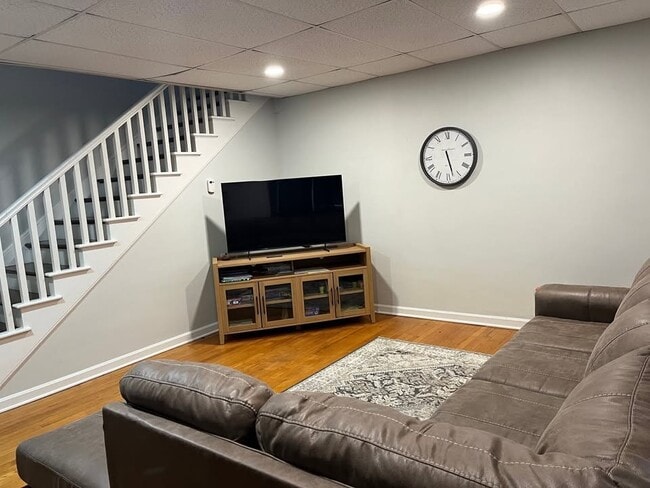 Photo - 258 Probasco St