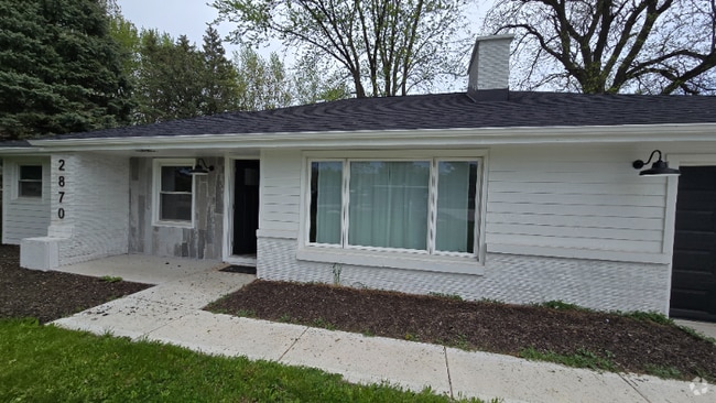 Building Photo - 2870 S Calhoun Rd Rental