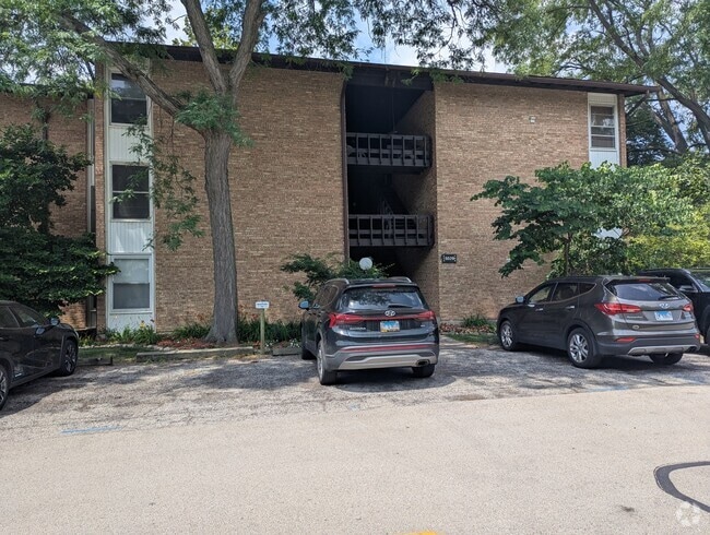 Building Photo - 5529 E Lake Dr Unit F Rental