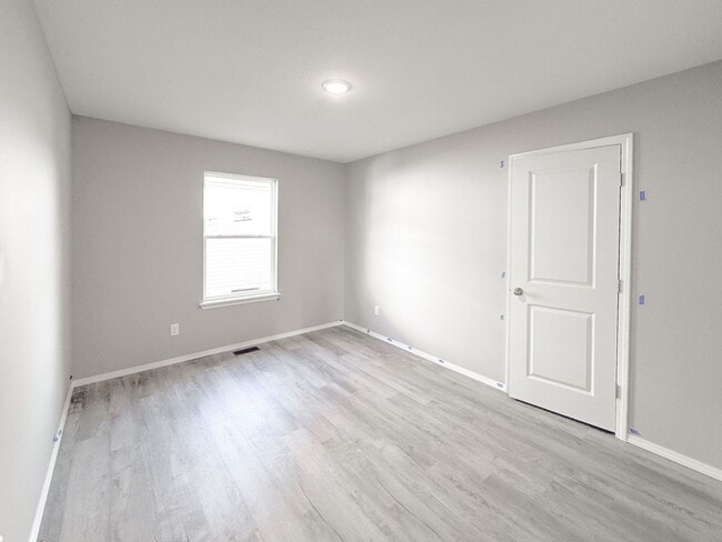 Building Photo - Brand New Home!!