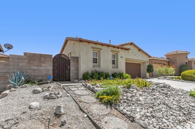 Building Photo - 62615 S Starcross Dr Rental