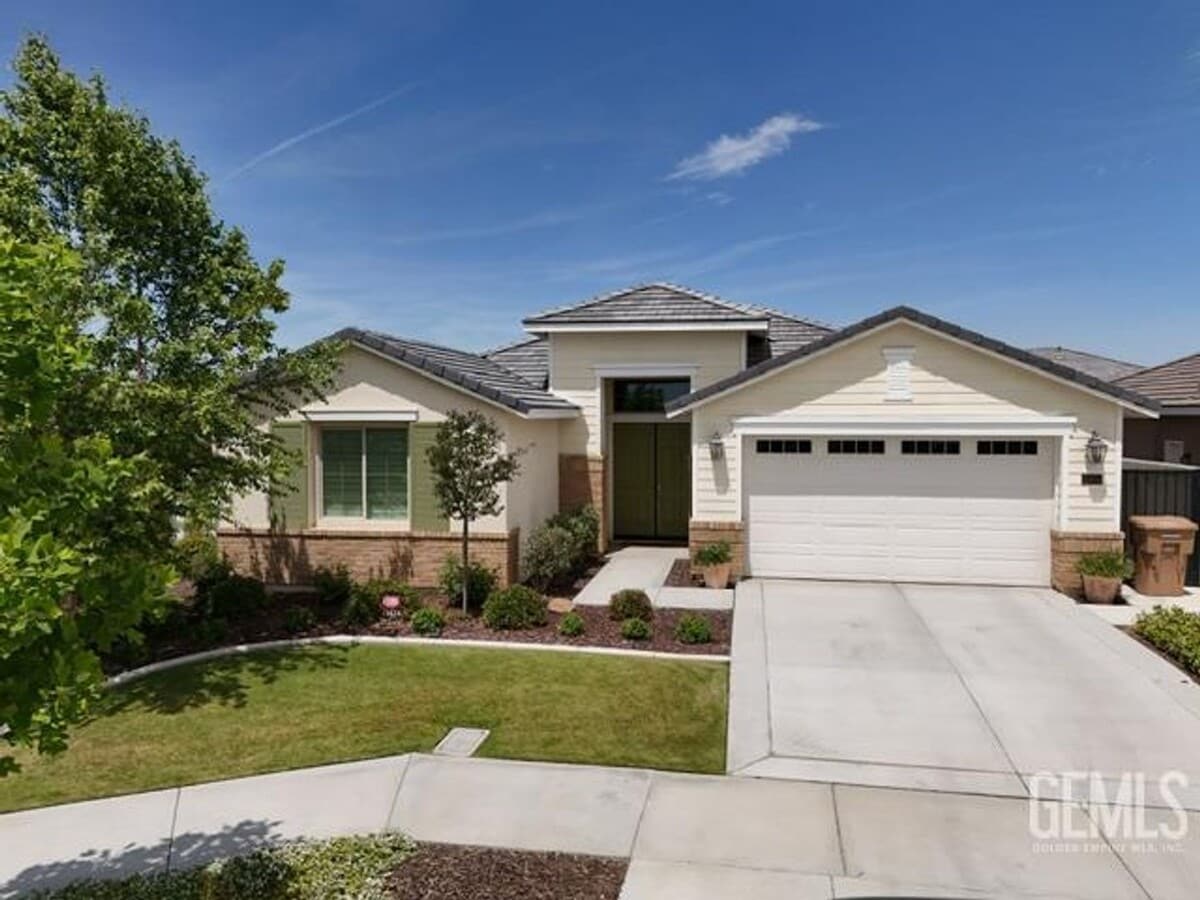 Beautiful 3 Bedroom / 2 Bathroom House in ... - Beautiful 3 Bedroom / 2 Bathroom House in ...