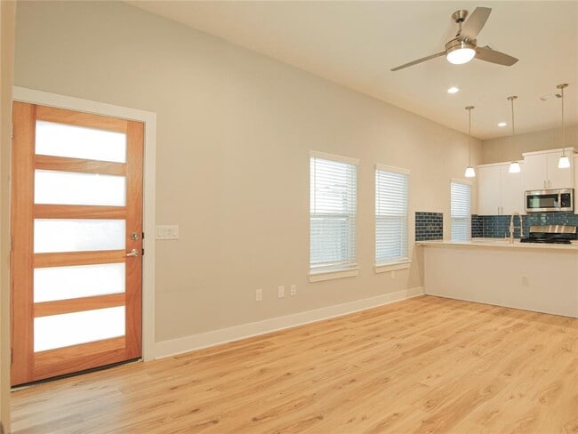 Photo - 6014 Fairway St Unit 2