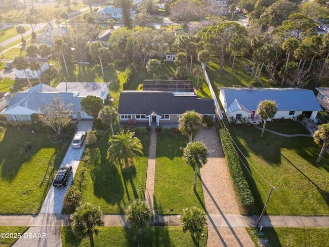 Photo - 762 S Beach St