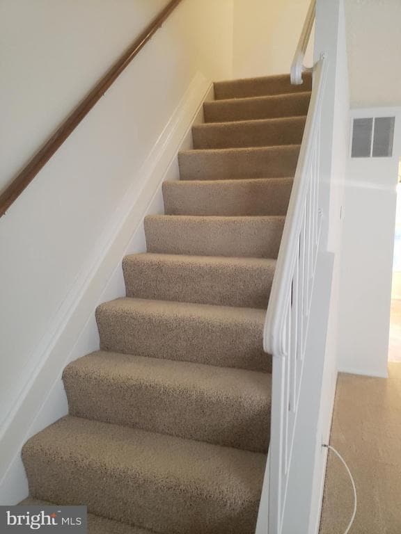 Photo - 923 Pentwood Ct