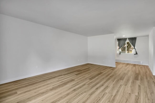 Photo - 1103 Galloway St