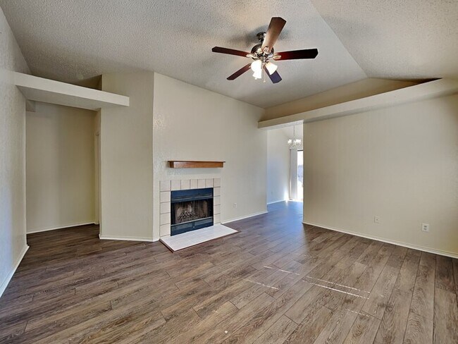 Photo - 8531 Gatlinburg Dr