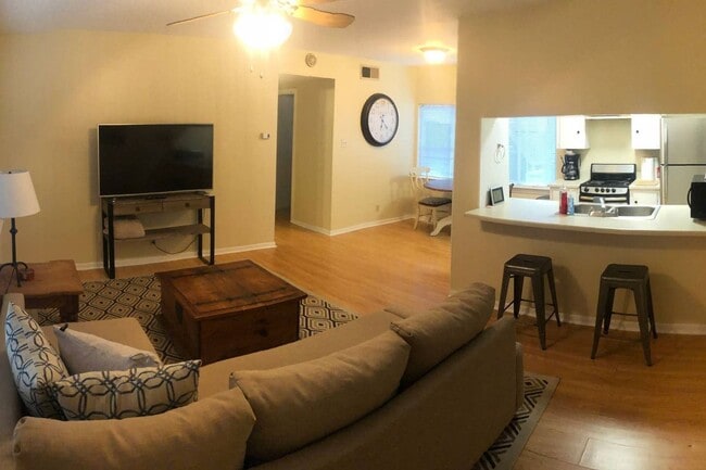 Photo - Star West Unit 102