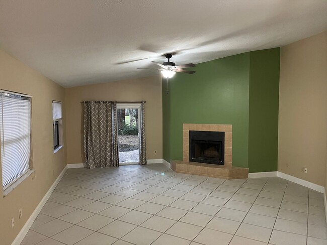 Photo - Spacious 3/3 home in Highlands