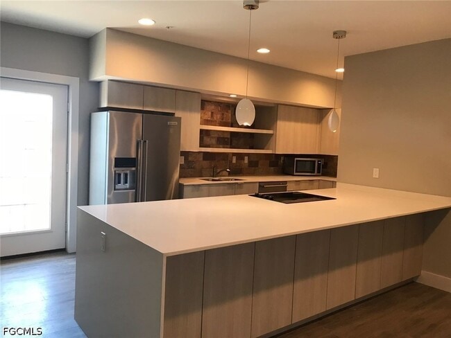 Photo - 4645 SE 11th Pl Unit 304