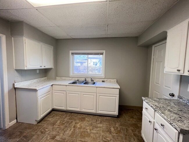 Photo - Spacious Four Bedroom Home with Large Yard!