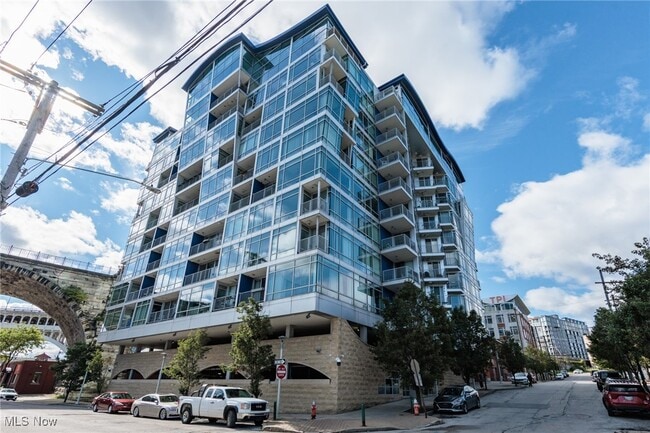 Building Photo - 1237 Washington St Unit 1204 Rental