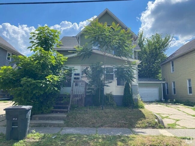 Building Photo - 421 Allyn St Unit 2 Rental