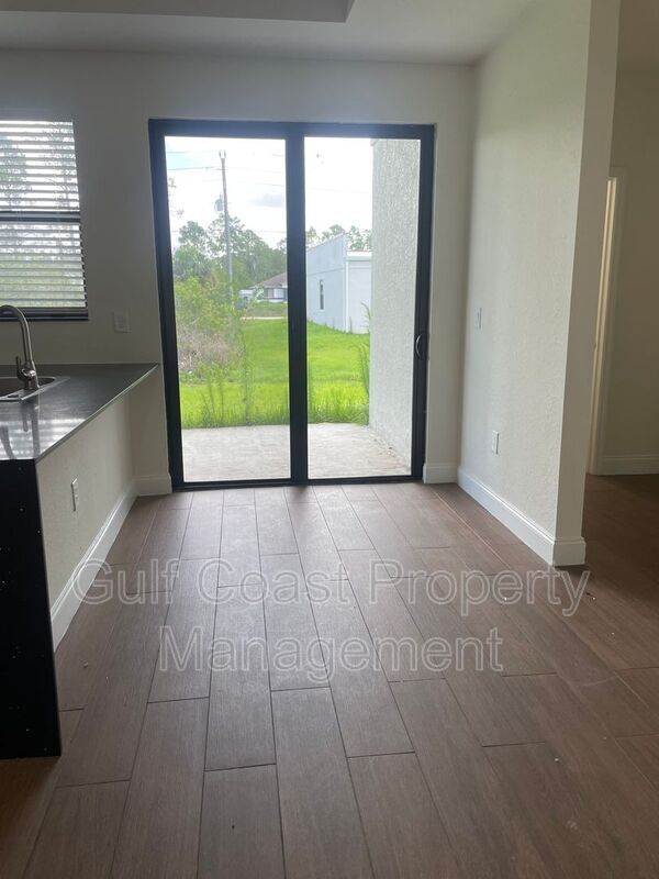 Photo - 126 Viewpoint Dr