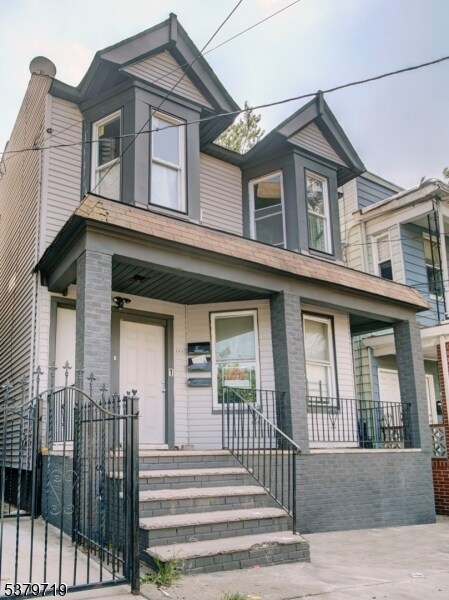 Building Photo - 595 15th Ave Unit 1 Rental