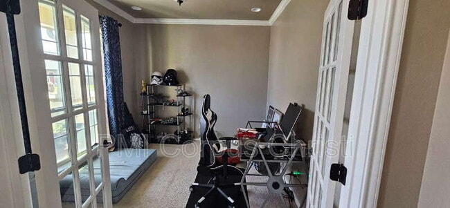 Photo - 7813 Cattlemen Dr