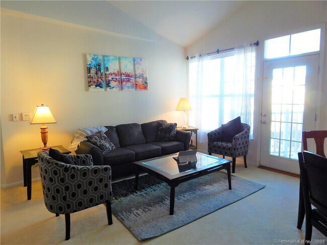 Photo - 35 W Broad St Unit 412