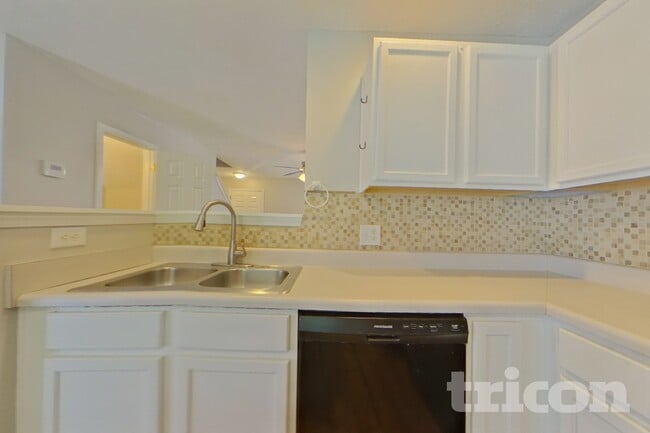 5495 Mountain Top Pl
