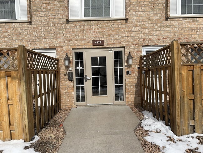 Building Photo - 4578 Cedar Lake Rd S Unit Cedar Trails 4578 #2