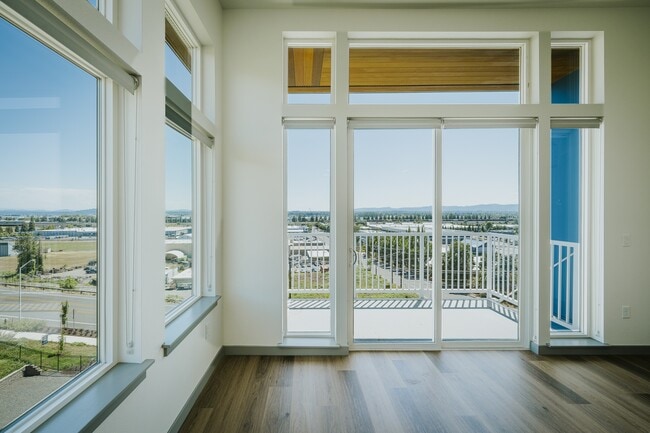 Photo - Grand Vista Apartments
