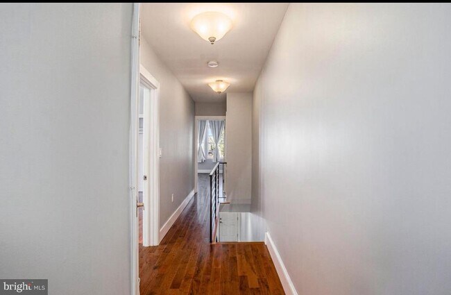 Photo - 2909 Memphis St