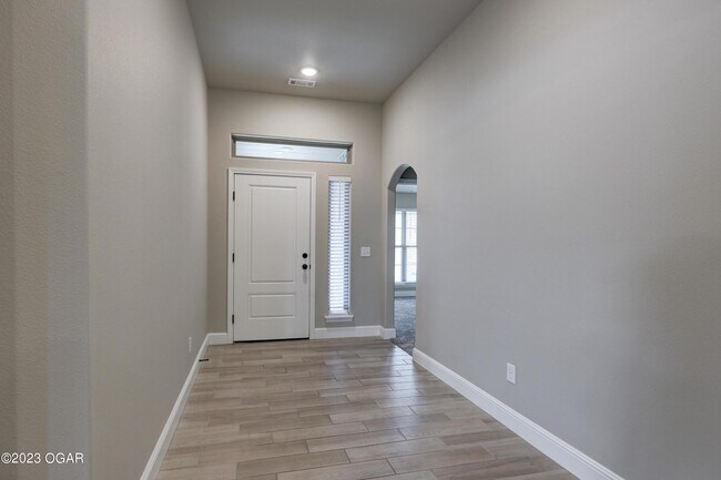 Photo - 2030 Mardale Cir