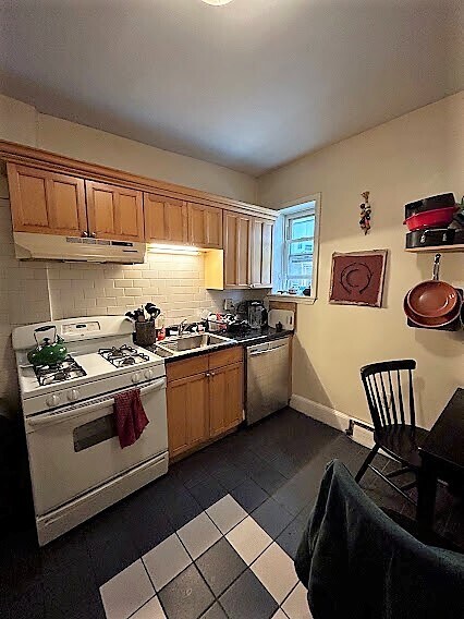 Photo - 245 Cambridge St Unit 1