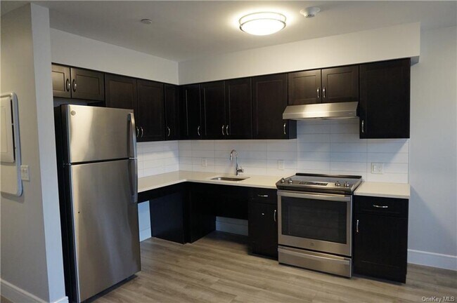 Photo - 1 Fairway Cir Unidad A4