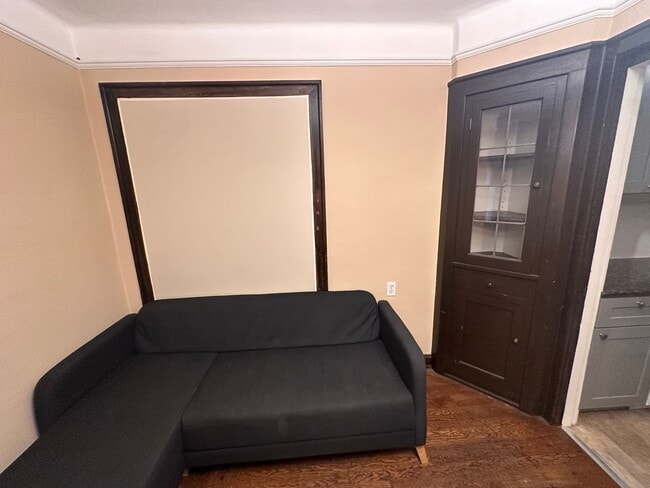 Photo - Bungay 22nd Ave Apartments - UW Unit 2