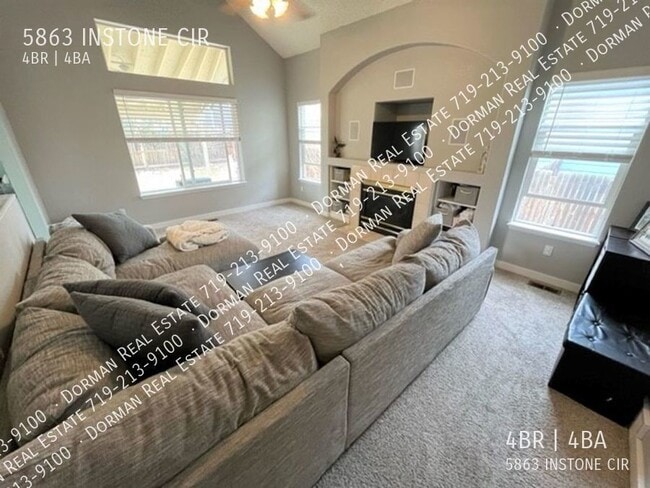 Photo - 5863 Instone Cir