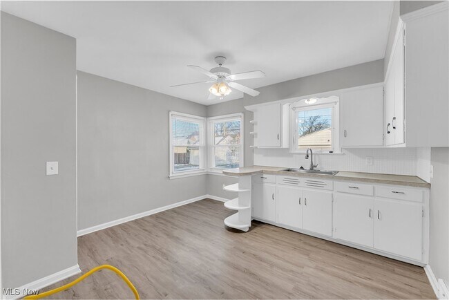 Photo - 6306 Westlake Ave