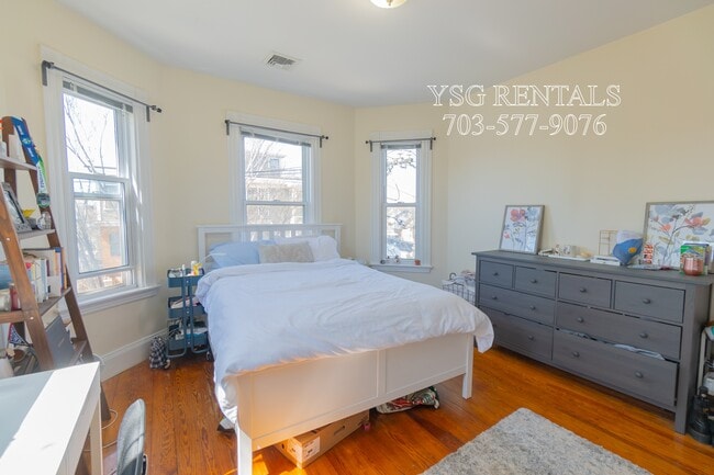 98 Prospect St