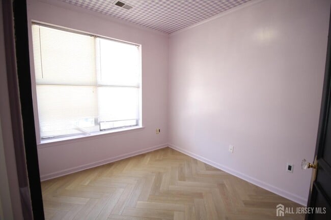 Photo - 3011 Cypress Ct