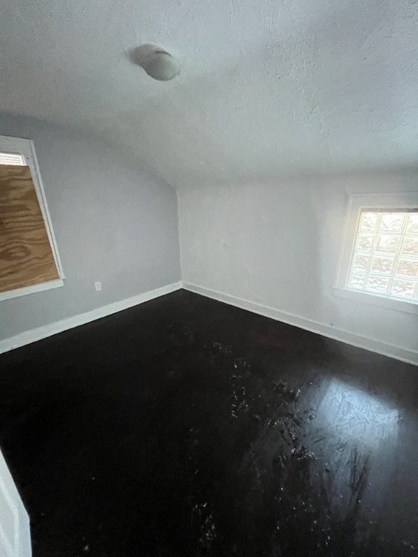 Photo - 5520 Haverhill St Unit Upper