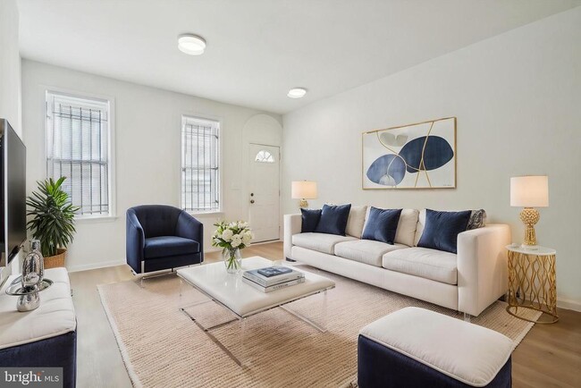 Photo - 1736 N Gratz St Townhome