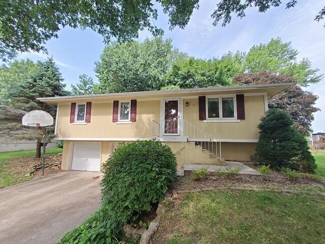 Building Photo - 1501 NW 48th St Rental