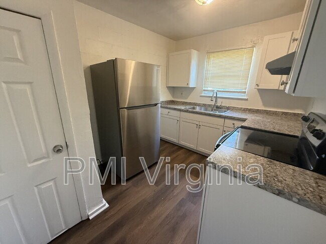 Photo - 909 E Liberty St