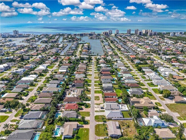 Photo - 572 105th Ave N