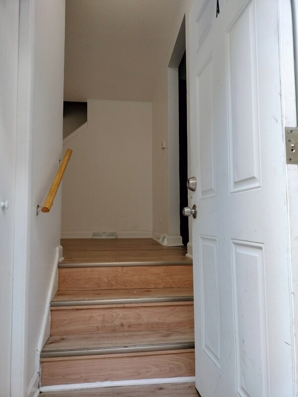 Photo - 7910 S Muskegon Ave